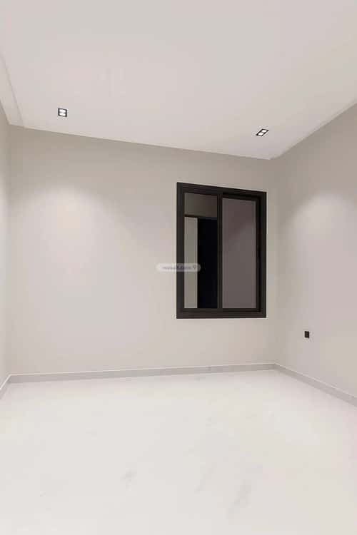 4 bedroom floor in Al Janadriyah 11