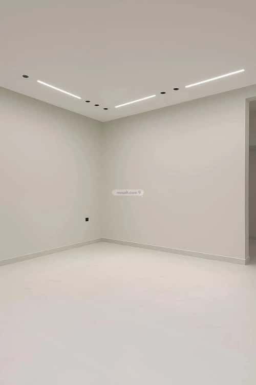 4 bedroom floor in Al Janadriyah 15