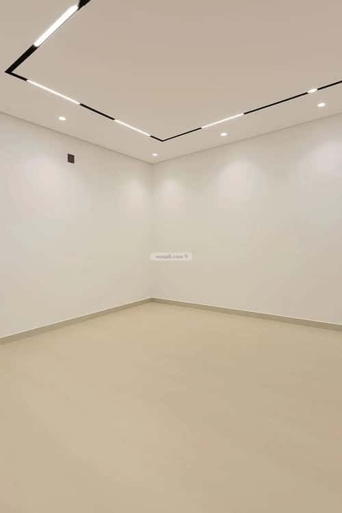 3 bedroom floor in Al Janadriyah 4
