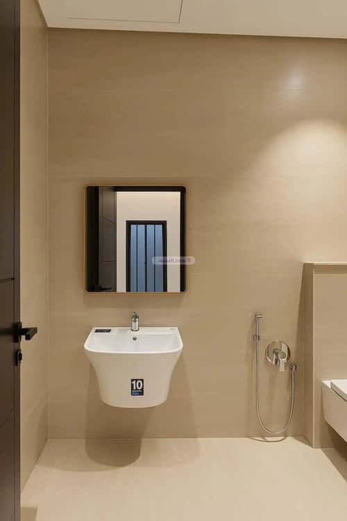 3 bedroom floor in Al Janadriyah 1