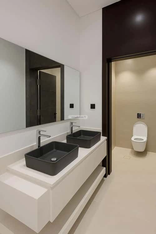 3 bedroom floor in Al Janadriyah 5