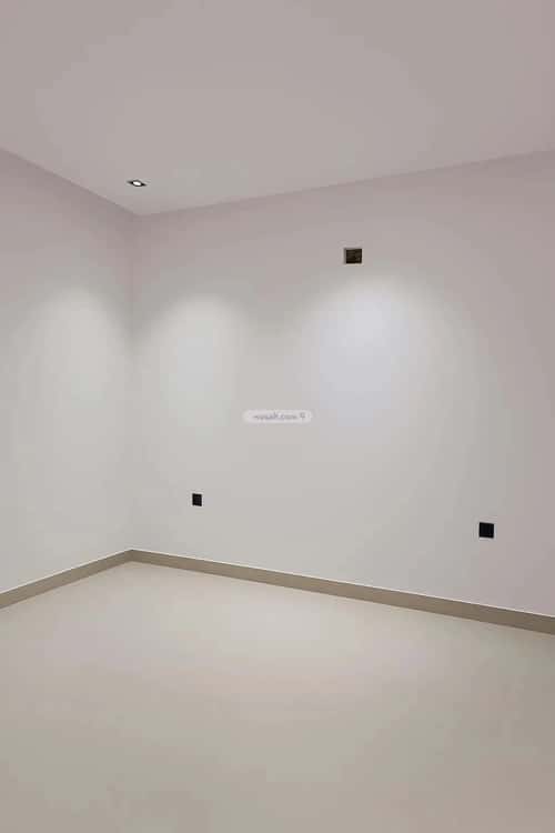 6 bedroom villa in Al Janadriyah 15