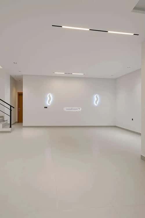 6 bedroom villa in Al Janadriyah 7