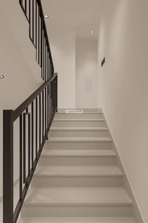 4 bedroom floor in Al Janadriyah 8