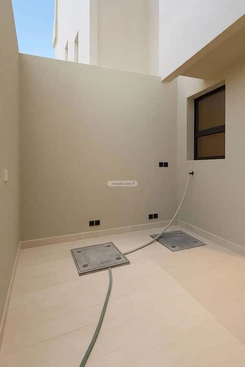 4 bedroom apartment in Al Janadriyah 7