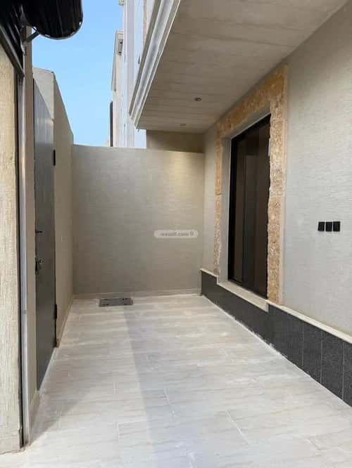 4 bedroom floor in Al Janadriyah 7