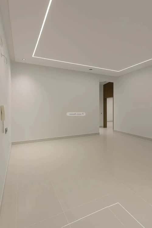 4 bedroom floor in Al Janadriyah 5