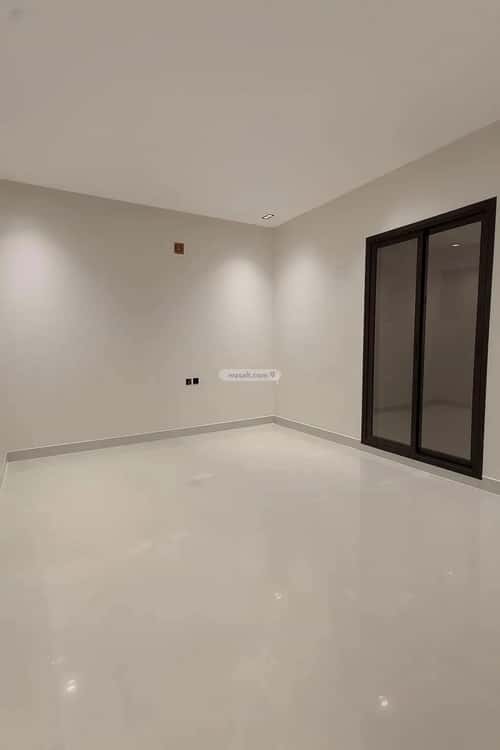 4 bedroom floor in Al Janadriyah 3