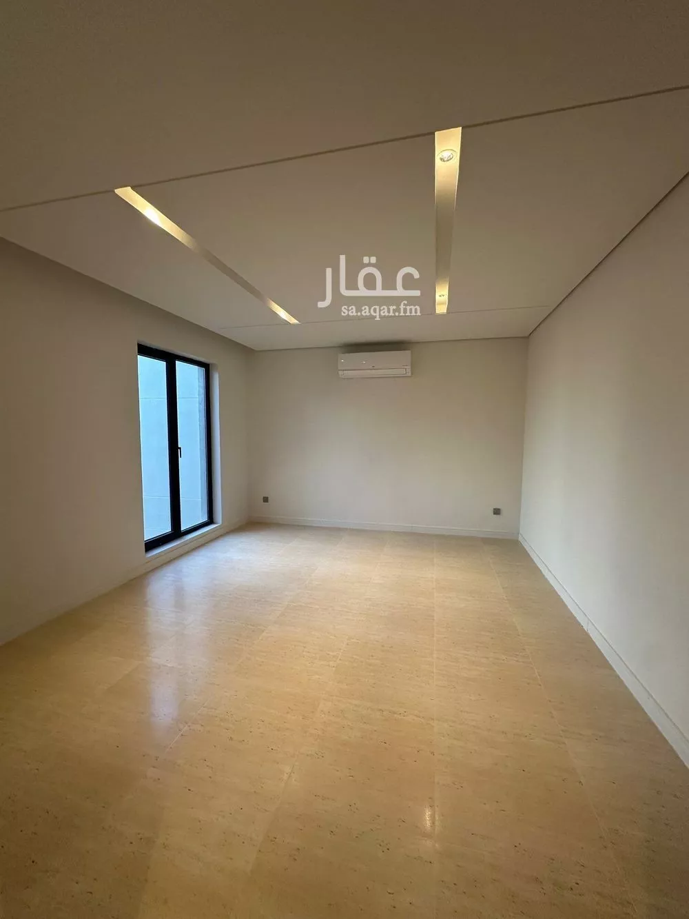 فيلا 5 غرف في العارض 11