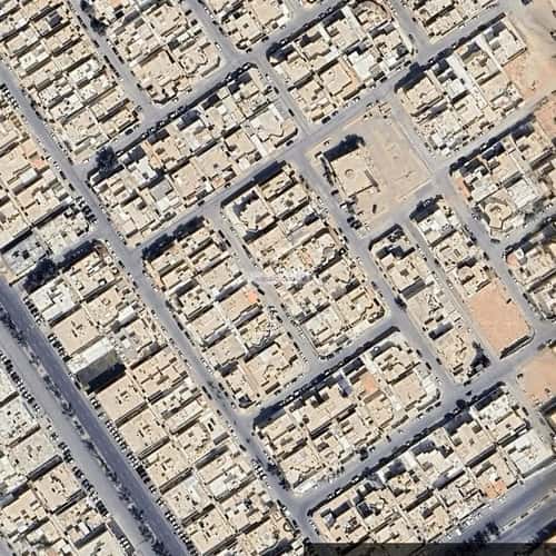 10 bedroom villa in Dhahrat Al Badiah 3