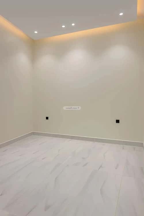 6 bedroom villa in Al Janadriyah 6