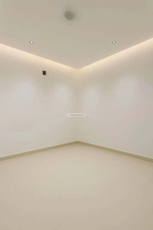 5 bedroom villa in Al Murjan 2