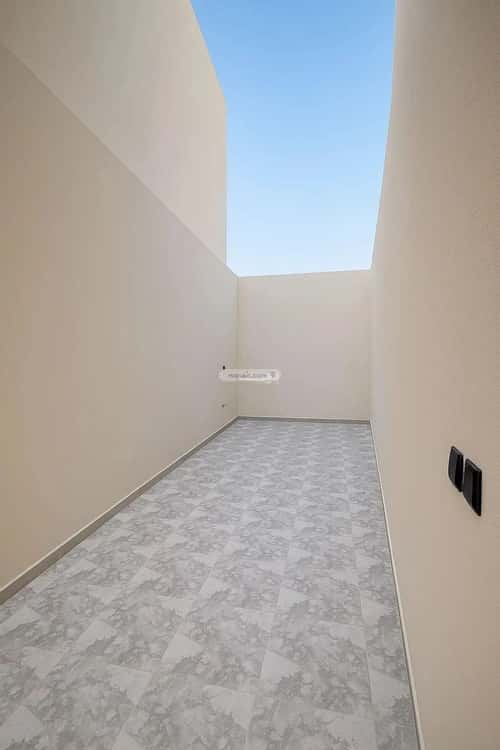 5 bedroom villa in Al Murjan 3