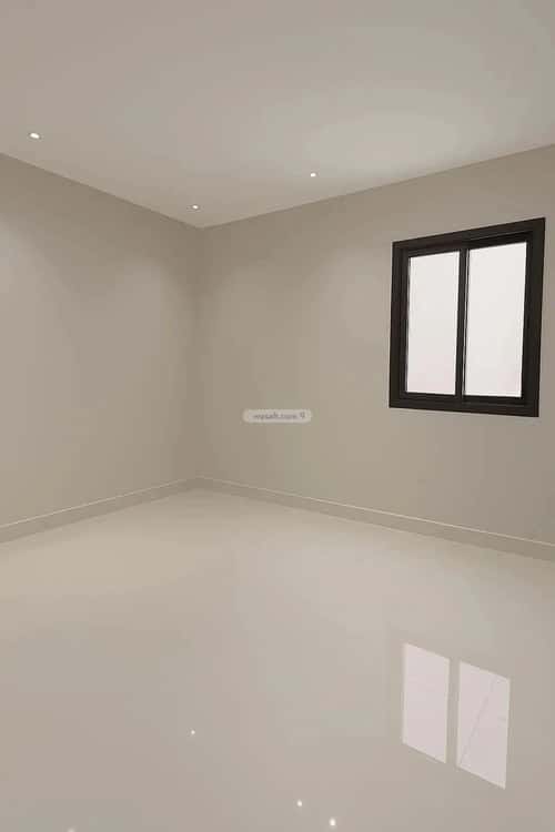 فيلا 4 غرف في الجنادرية 1