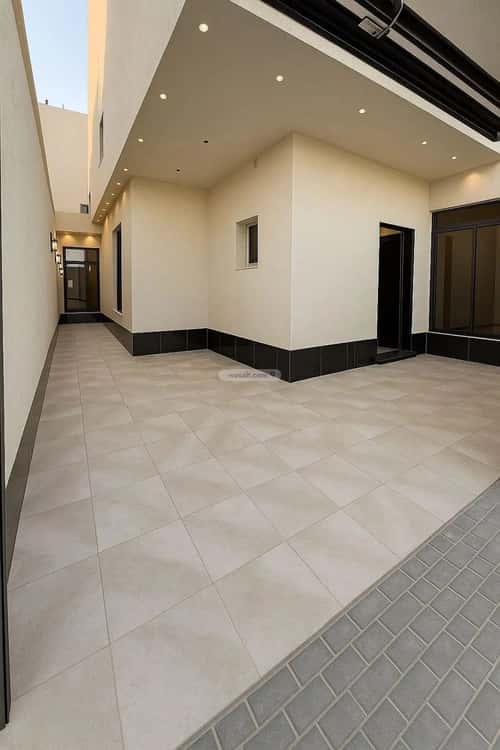 6 bedroom villa in Al Janadriyah 3