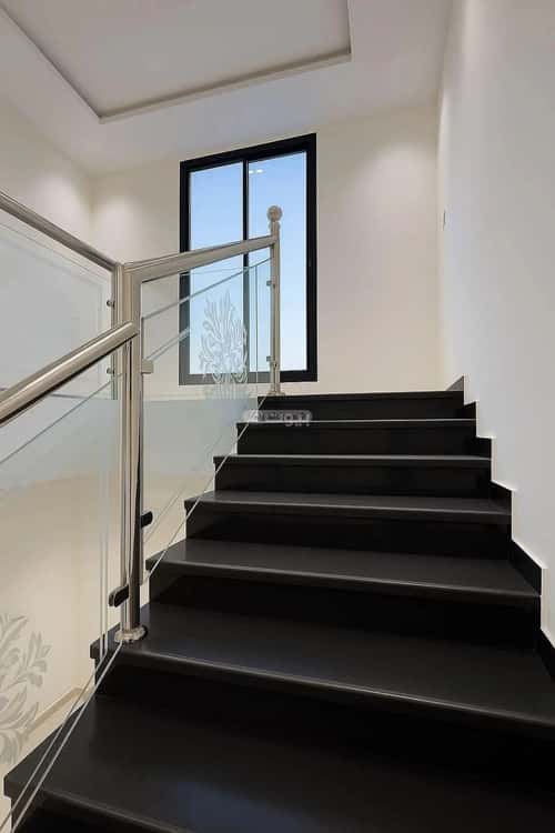 6 bedroom villa in Al Janadriyah 14
