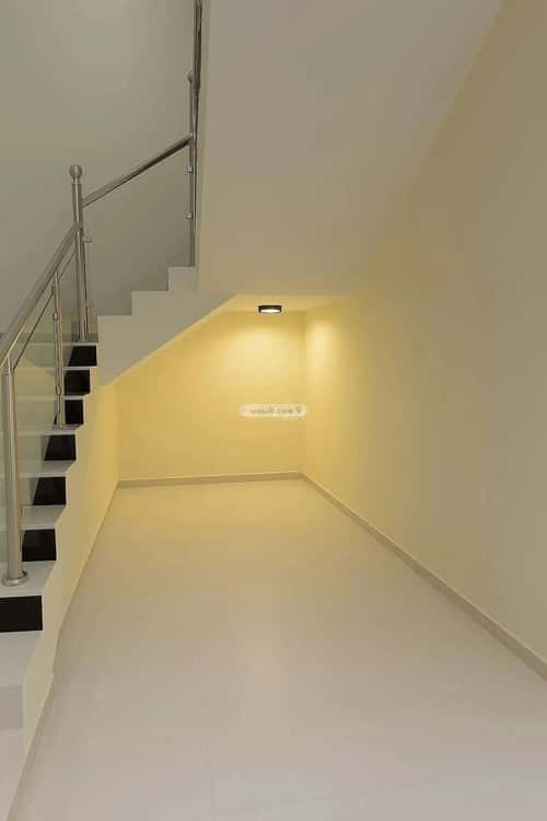 6 bedroom villa in Al Janadriyah 8