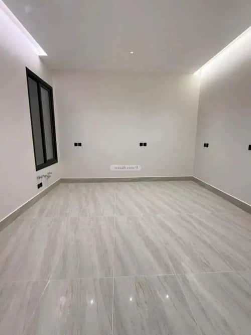 5 bedroom villa in Okaz 9