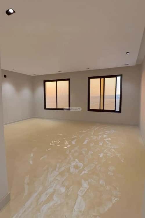 4 bedroom floor in Al Janadriyah 2