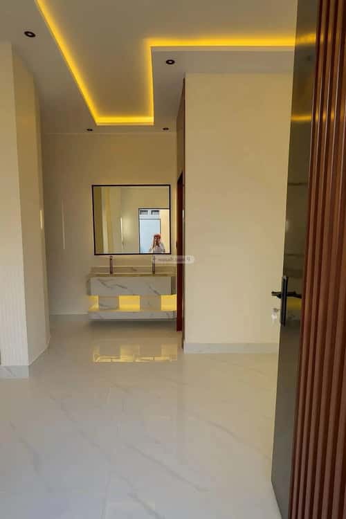 6 bedroom villa in Al Rimal 8
