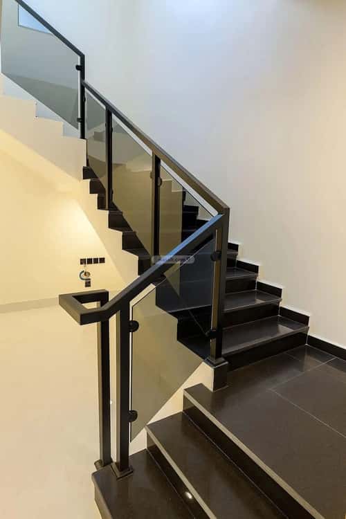 6 bedroom villa in Al Rimal 11