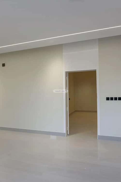 4 bedroom floor in Al Janadriyah 11