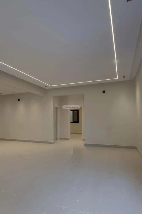 4 bedroom floor in Al Janadriyah 4