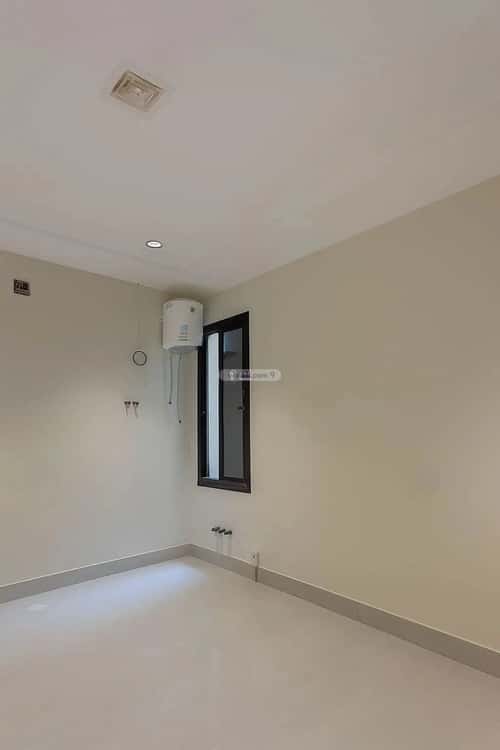 4 bedroom floor in Al Janadriyah 7
