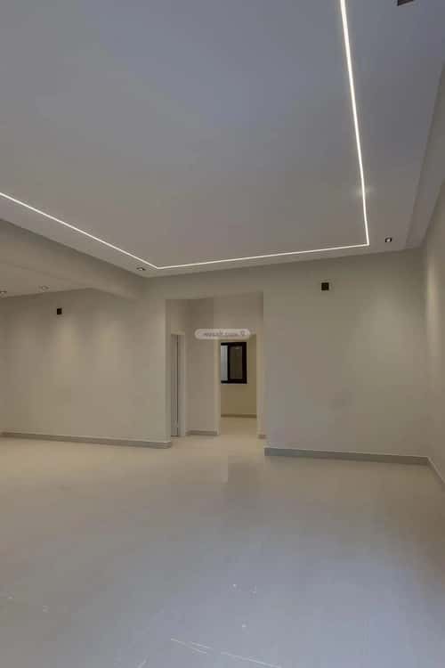4 bedroom floor in Al Janadriyah 10