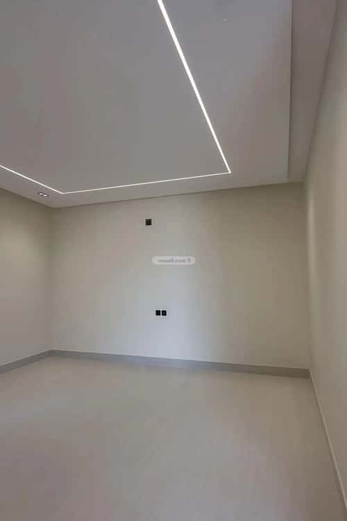 4 bedroom floor in Al Janadriyah 12