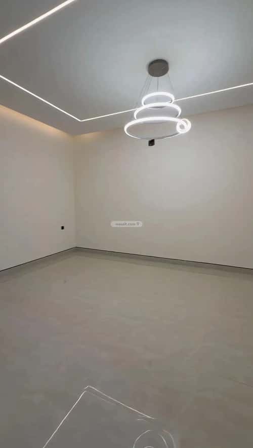 3 bedroom floor in Al Janadriyah 9