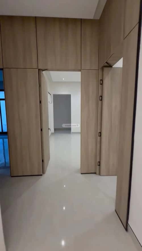 3 bedroom floor in Al Janadriyah 5