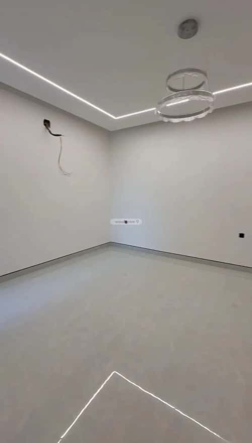 3 bedroom floor in Al Janadriyah 2