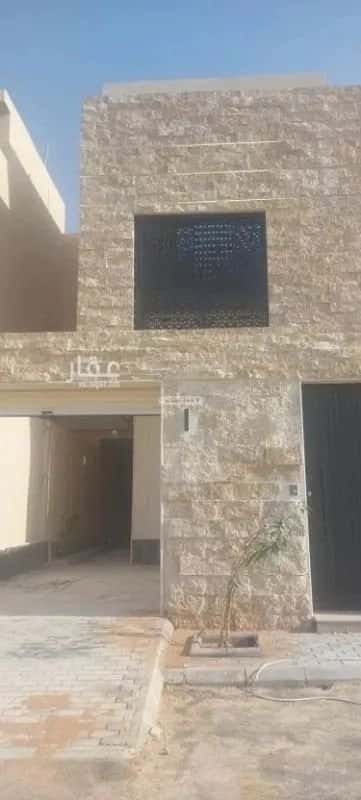 4 bedroom floor in Tuwaiq 11