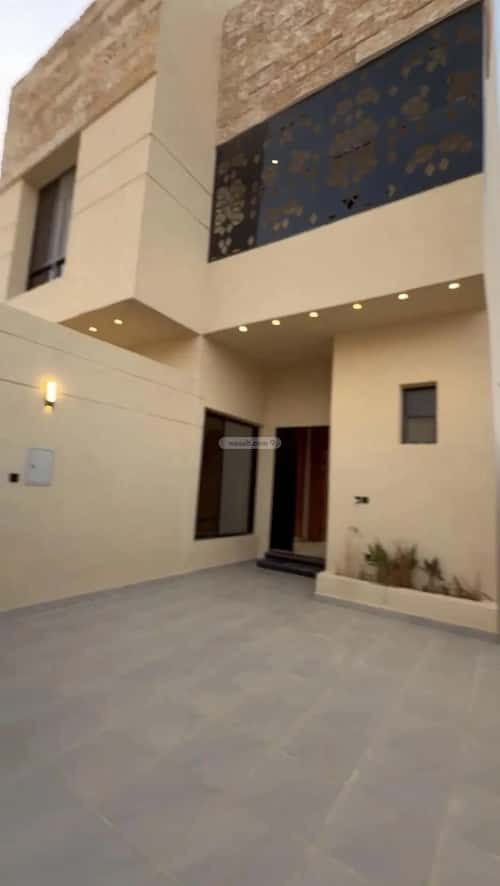 6 bedroom villa in Al Janadriyah 11