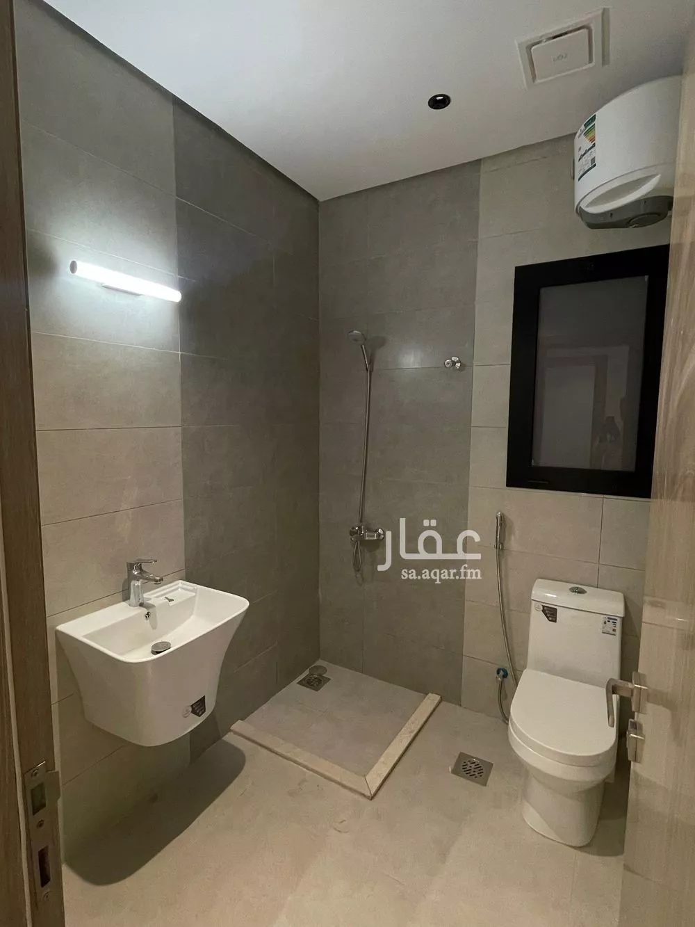 5 bedroom villa in Riyadh 13