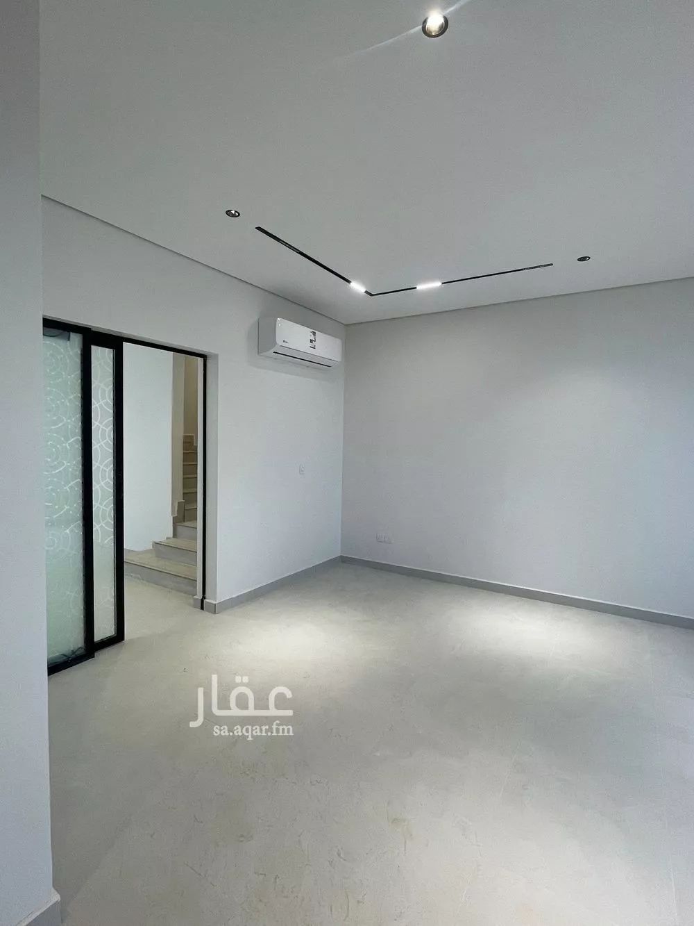 5 bedroom villa in Riyadh 6