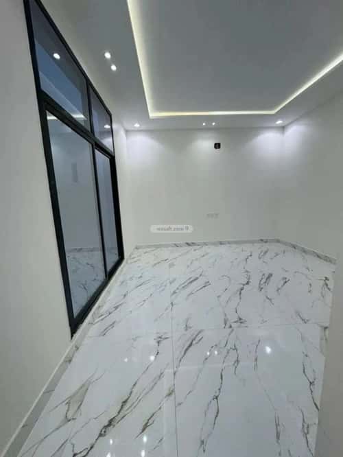 6 bedroom villa in Al Uraija Al Gharbi 5