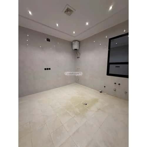 4 bedroom floor in Al Janadriyah 3