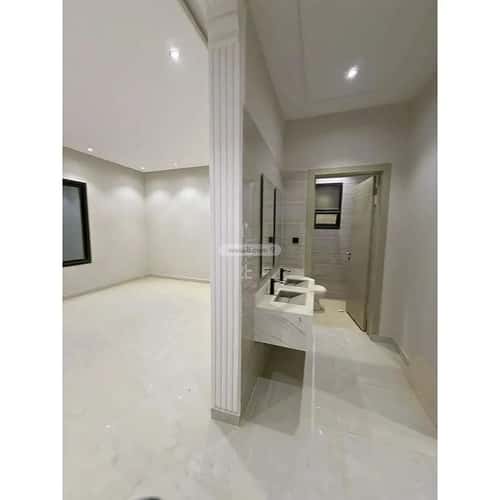 4 bedroom floor in Al Janadriyah 9