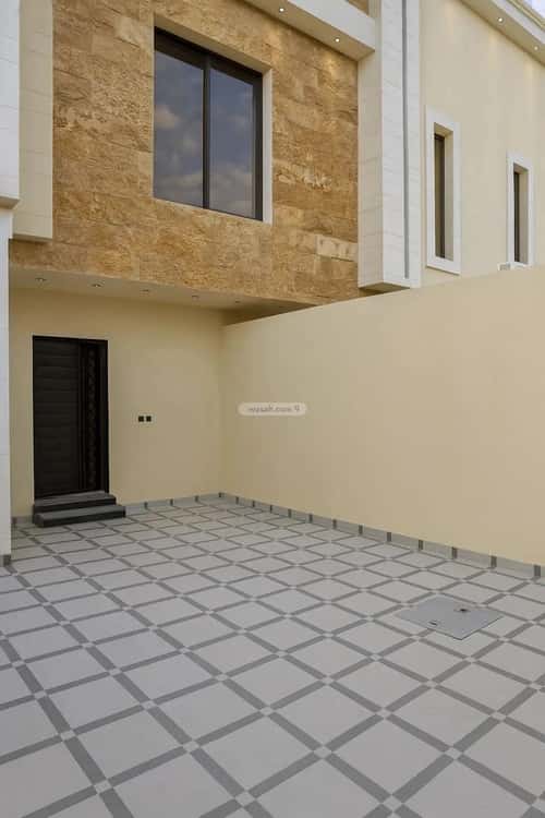 5 bedroom villa in Al Janadriyah 4