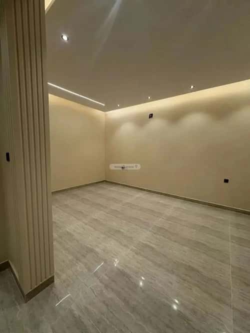 6 bedroom villa in Al Uraija Al Gharbi 2