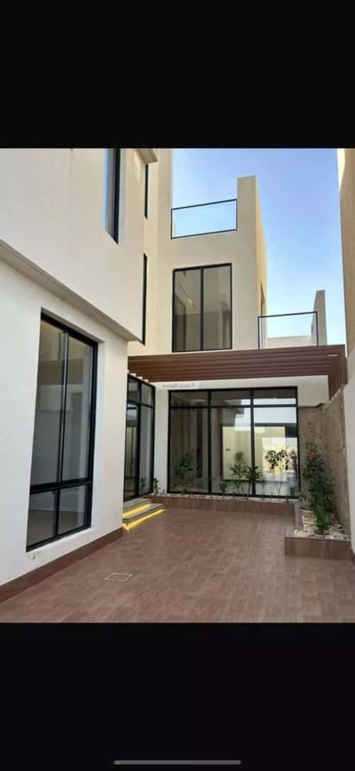 6 bedroom villa in Al Mahdiyyah 2