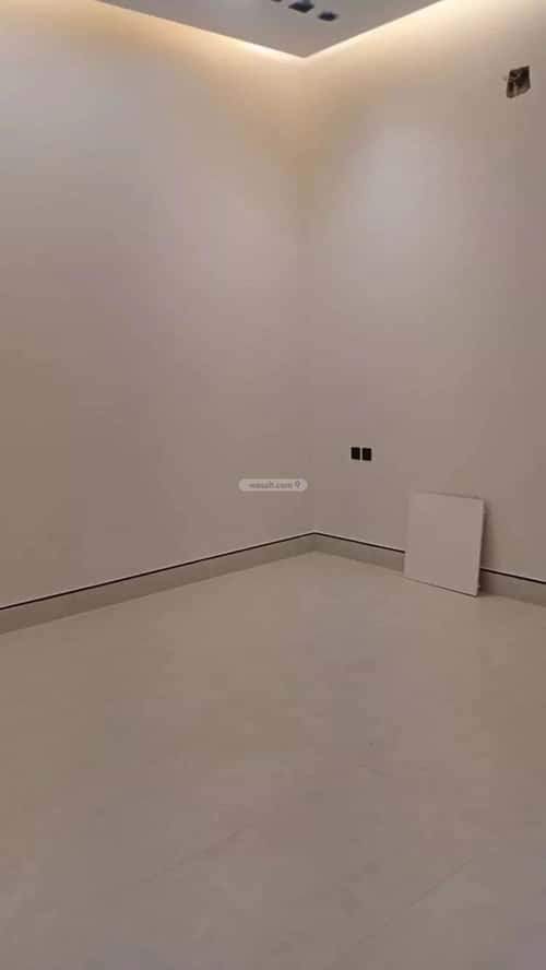 3 bedroom floor in Al Janadriyah 2