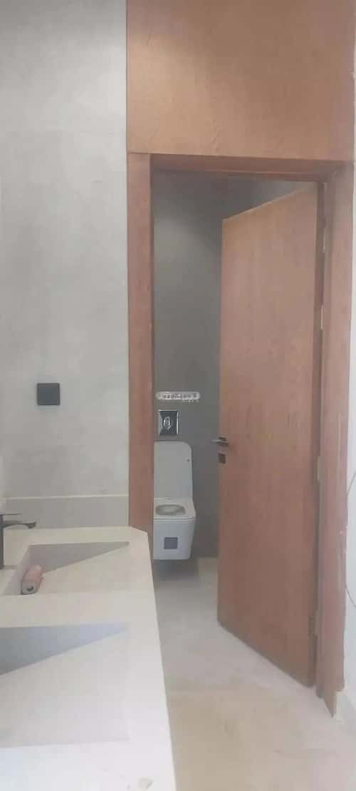 4 bedroom floor in Okaz 1