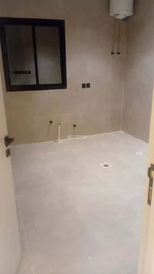 3 bedroom floor in Al Janadriyah 2