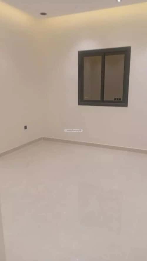 3 bedroom floor in Al Janadriyah 5