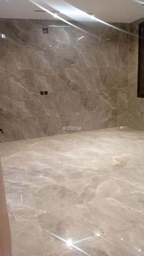 3 bedroom floor in Al Janadriyah 3