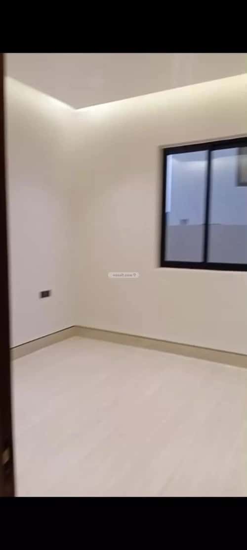 6 bedroom villa in Al Bayan 4