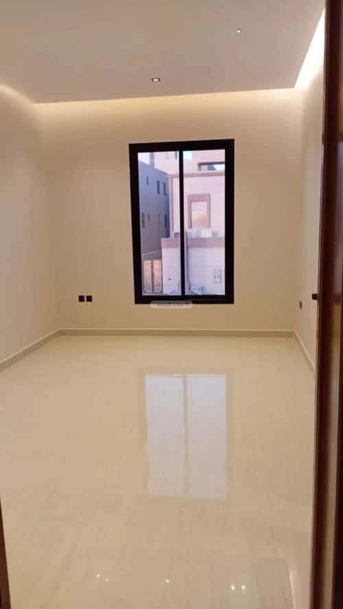 7 bedroom villa in Al Bayan 5